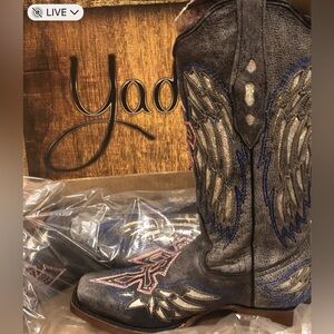 Yoona Women's Gray and Blue Western Boots